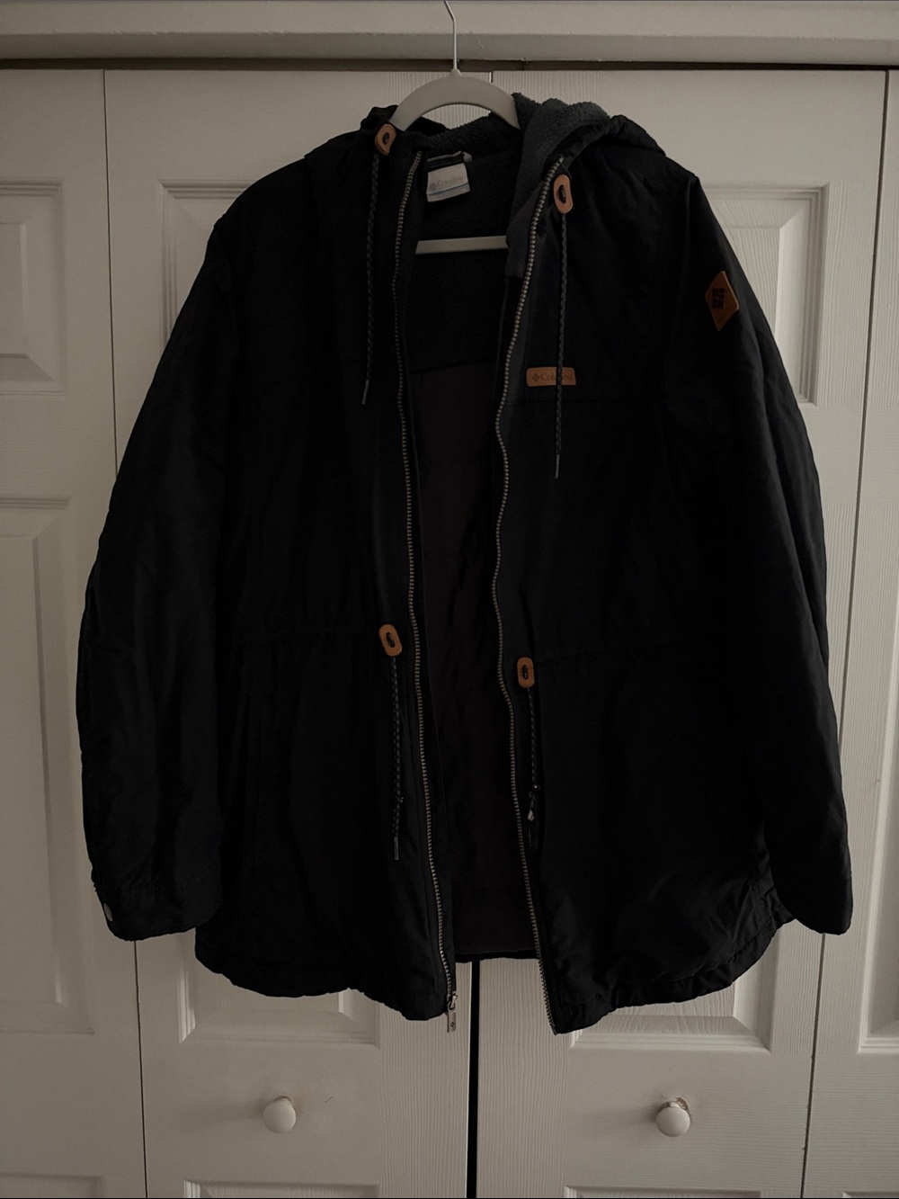 Women’s Columbia Black Hooded Winter Jacket